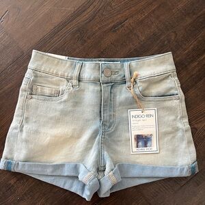 Indigo Rein Women's Faded Wash Blue Jean Shorts
